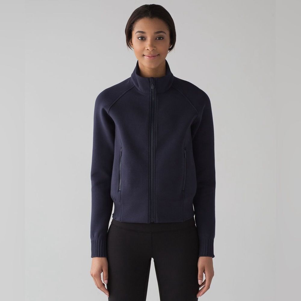 Lululemon NTS Jacket Spacer Stretch in Midnight Navy / Black RARE